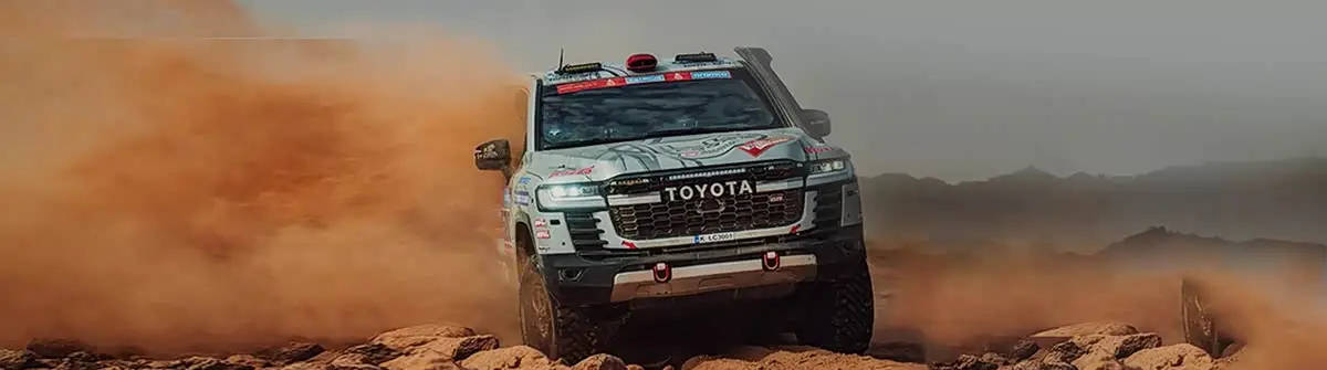 慶祝達(dá)喀爾奪冠/配置更硬核 豐田發(fā)布蘭德酷路澤Rally Raid特別版官圖