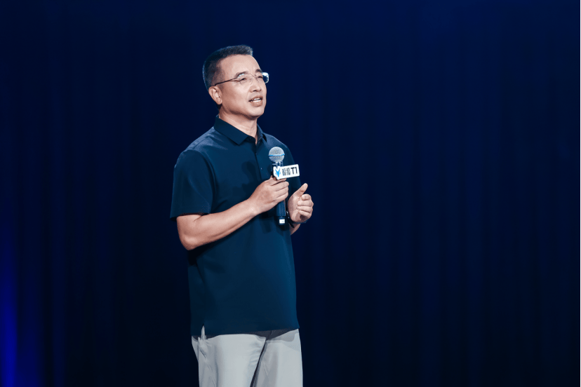 小車(chē)“大”作沒(méi)顧慮,極狐T1上市售 6.28萬(wàn)起