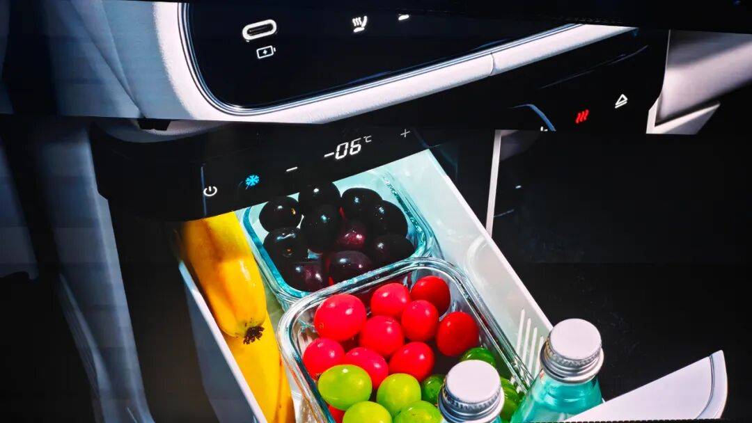 限時(shí)17.38萬元起,吉利銀河M9上市:又開始掀桌了?