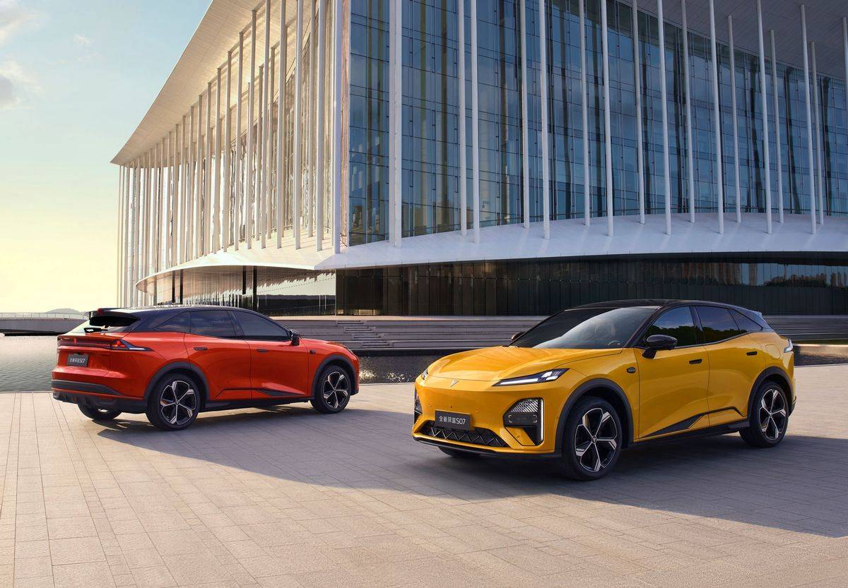 15.39萬(wàn)起,2026款深藍(lán)S07上市!中型SUV,增程/純電,配華為智駕