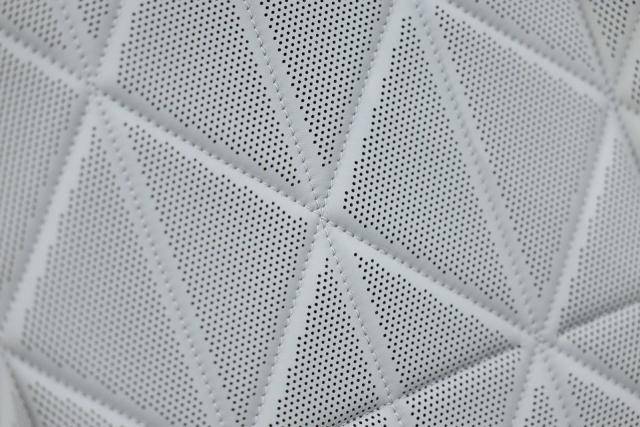 解決了這三個問題后,2026款福特銳界L成為燃油SUV的最優(yōu)解?