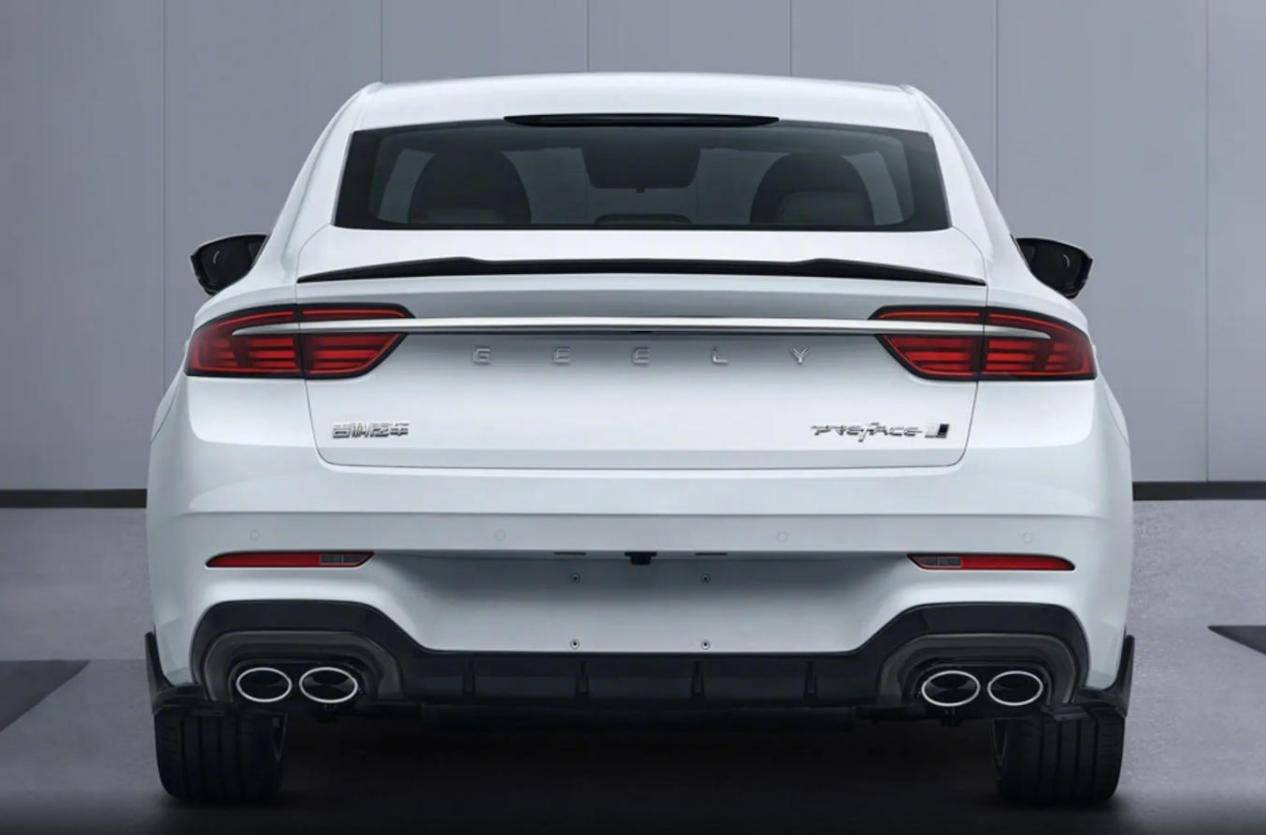 2026款星瑞東方曜對比老款,換裝領克03+同款“心臟”