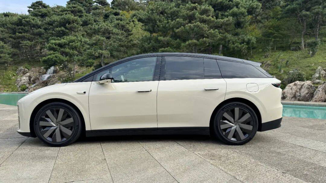 理想的純電翻身仗,i6到底行不行?