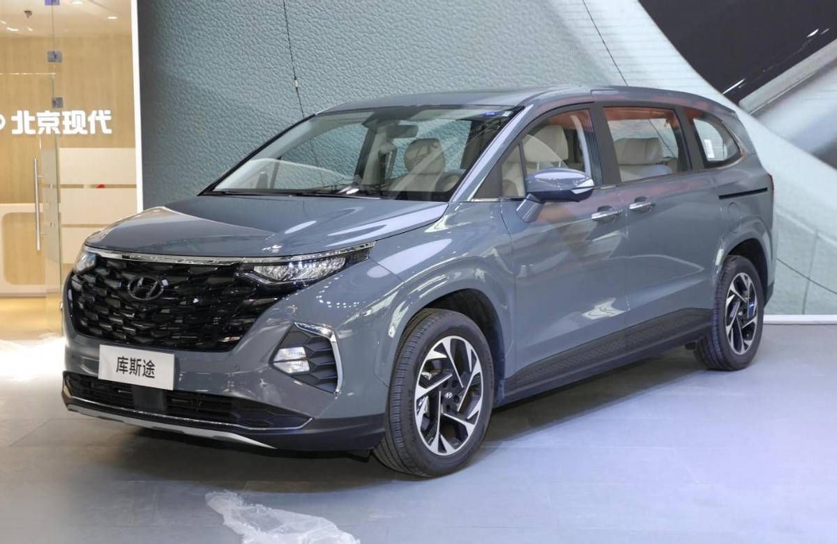 12萬多能選中大型MPV,別再等五菱星光730了