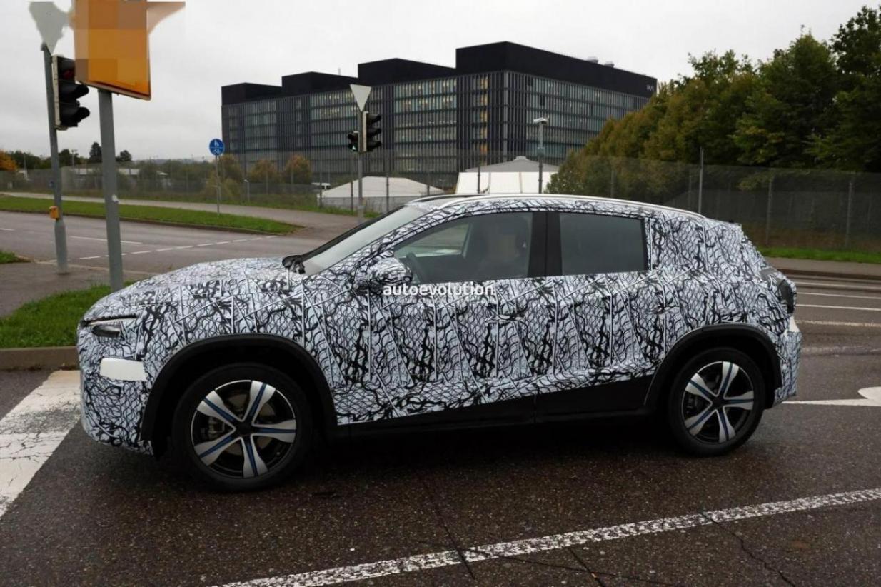 梅賽德斯 - 奔馳第二代GLA即將停產,新一代車型正在研發中