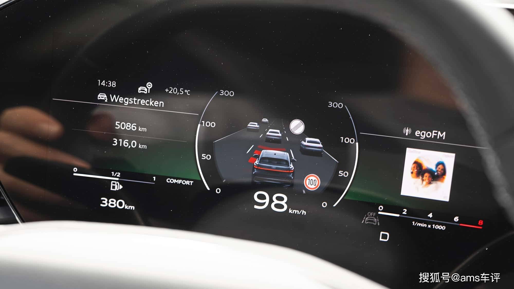 數(shù)字化取代機械質感,奧迪Q5 Sportback還夠“奧迪”嗎?