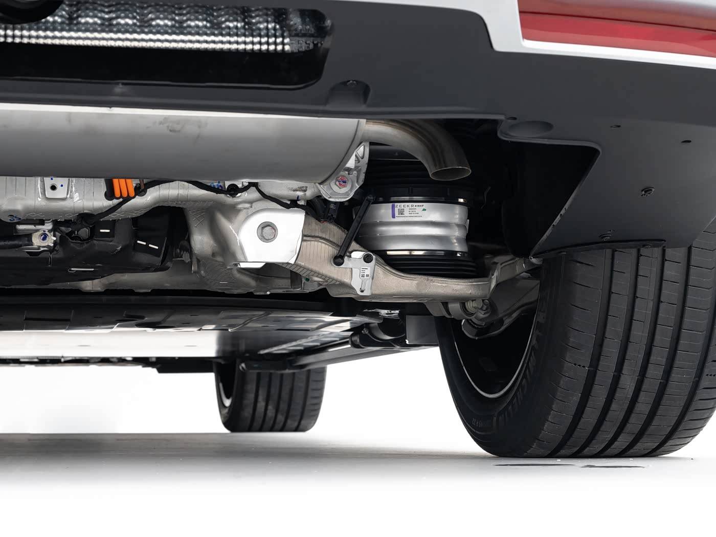 誰才是“9系”王牌? 極氪9X對比問界M9