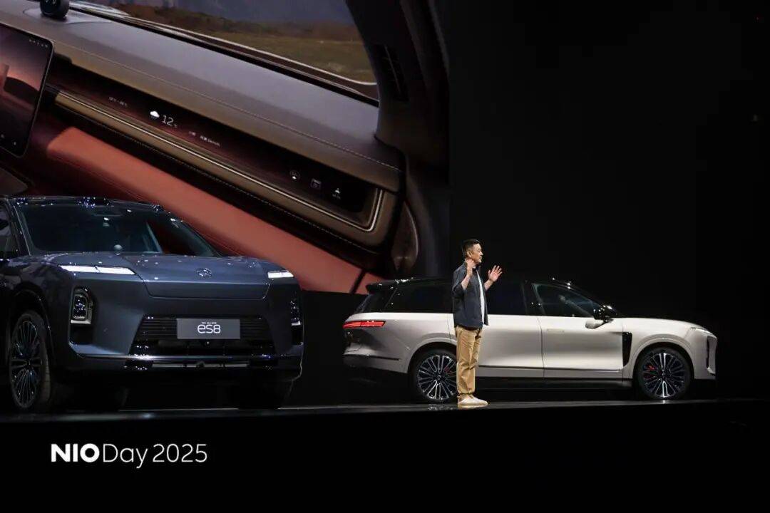 9月,中國(guó)上市了超過(guò)70款新車,其他各種汽車類活動(dòng)達(dá)到上百場(chǎng)。僅在9月最后一周,就有超過(guò)30款產(chǎn)品開(kāi)啟預(yù)售、亮相或上市