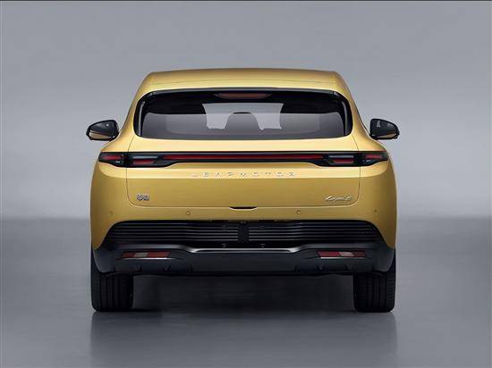 零跑Lafa5入門版申報(bào)圖曝光,無激光雷達(dá),預(yù)測價(jià)格或10萬內(nèi)