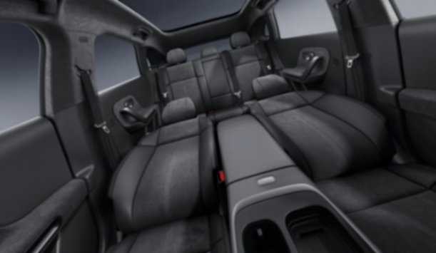 零跑汽車旗下全新車型——零跑Lafa5正式在國內(nèi)亮相,并首度公布內(nèi)飾布局