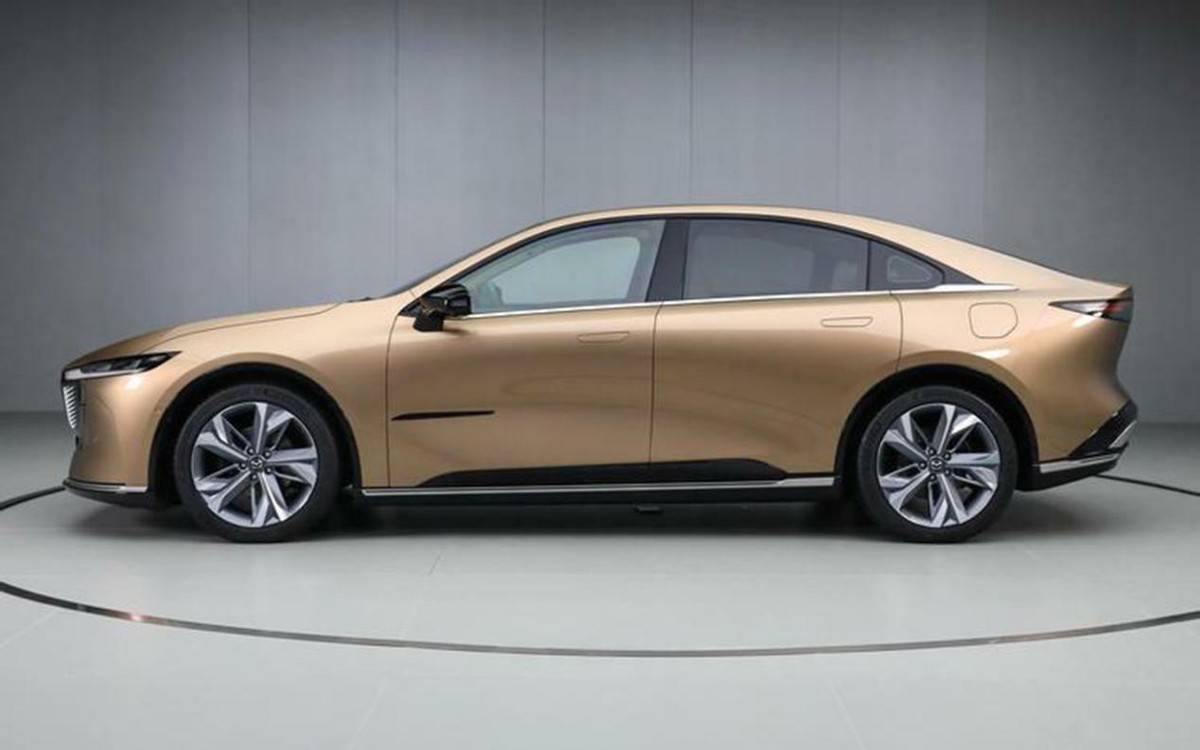 9月銷量大跌!僅售出972輛,為啥馬自達EZ-6又沒什么人想買了?