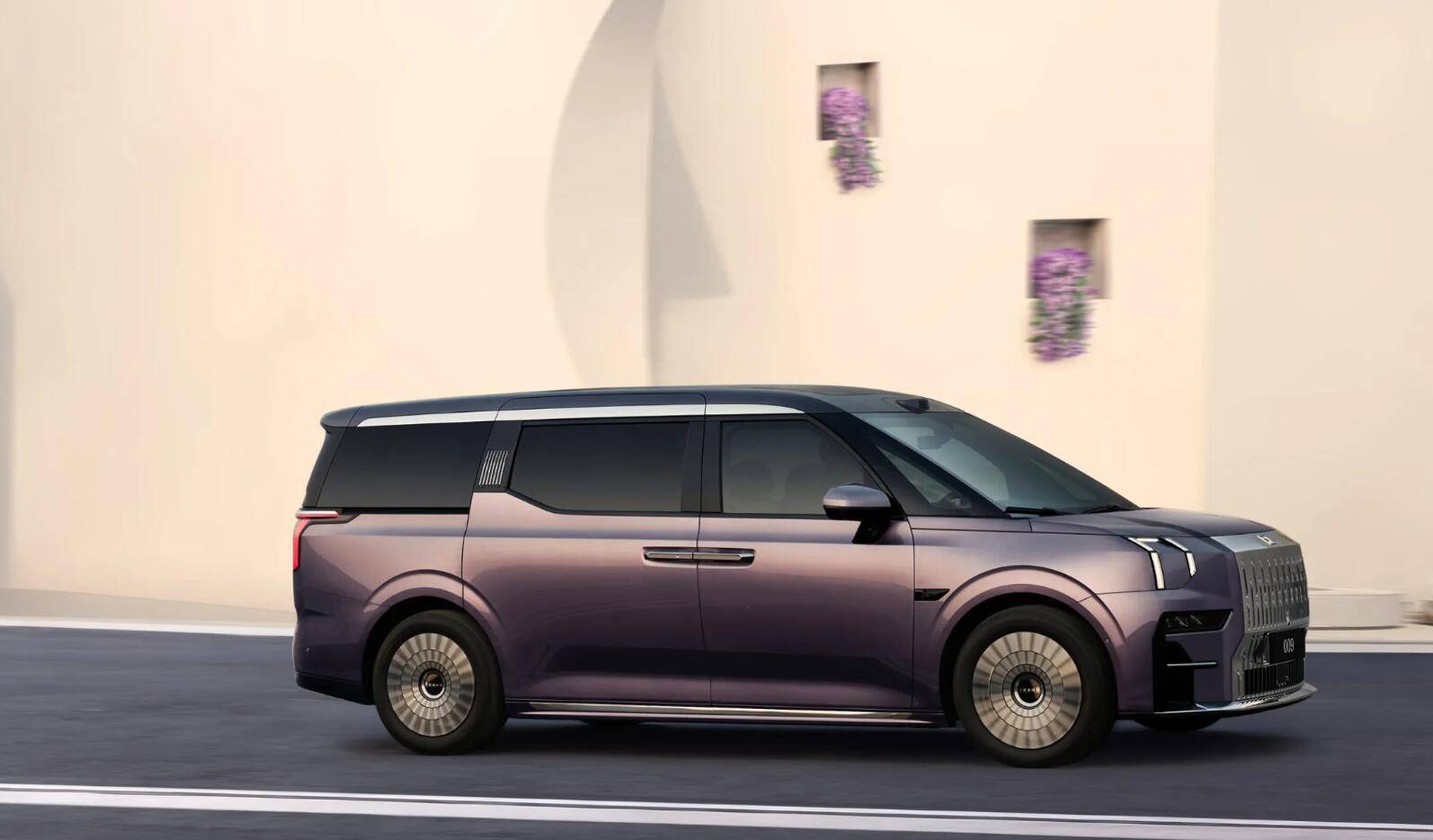 MPV市場大變天!9月銷量榜單出爐 賽那“奪冠”魏牌高山沖進前三甲