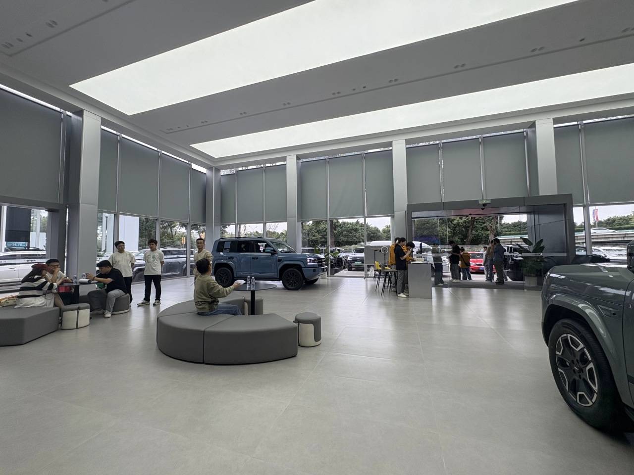 四川以舊換新補貼最后24小時:成都車市上演“末班車”爭奪戰