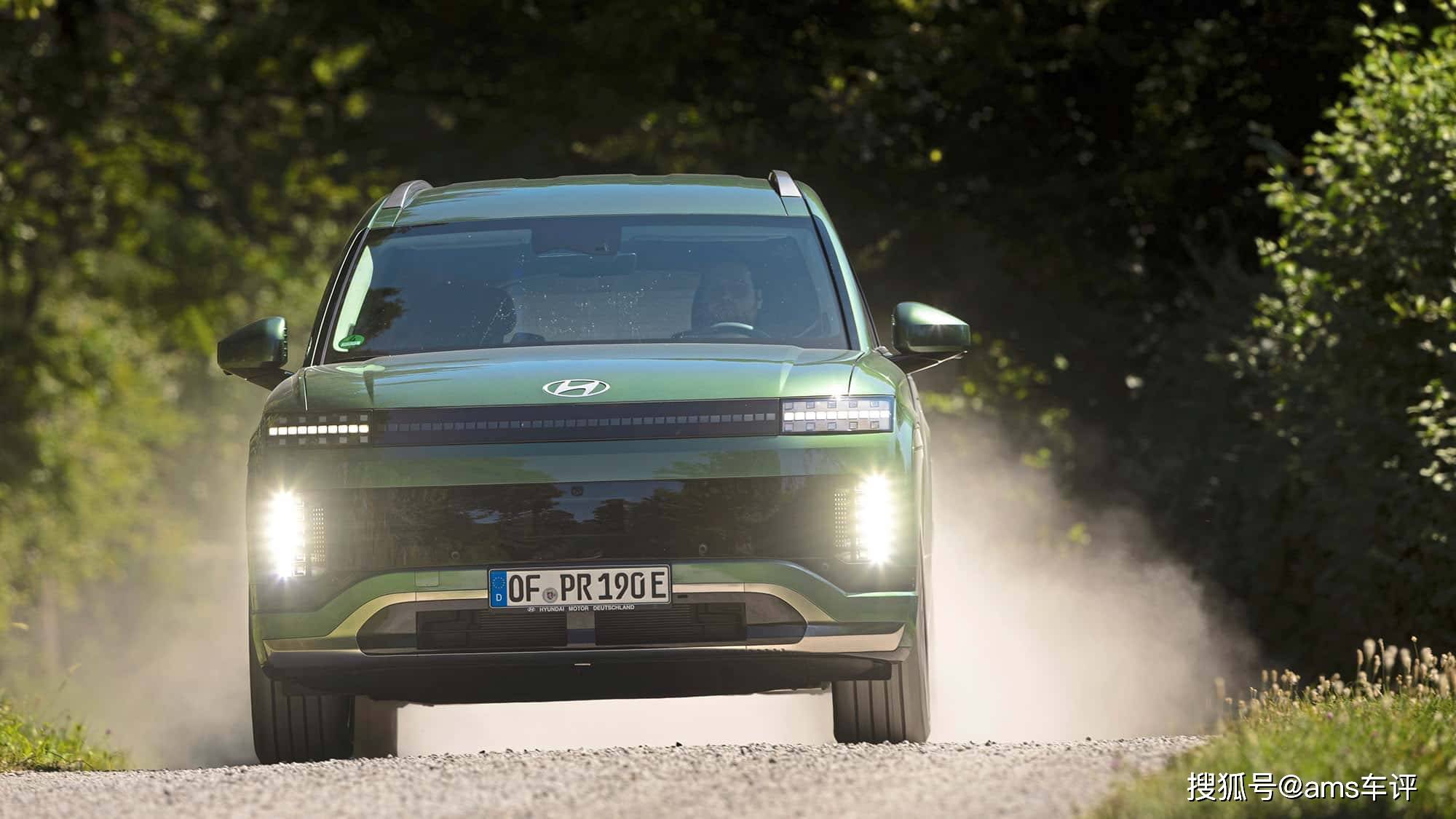 適合國內為何不上?試駕現代IONIQ 9,魅力比短板更吸引人