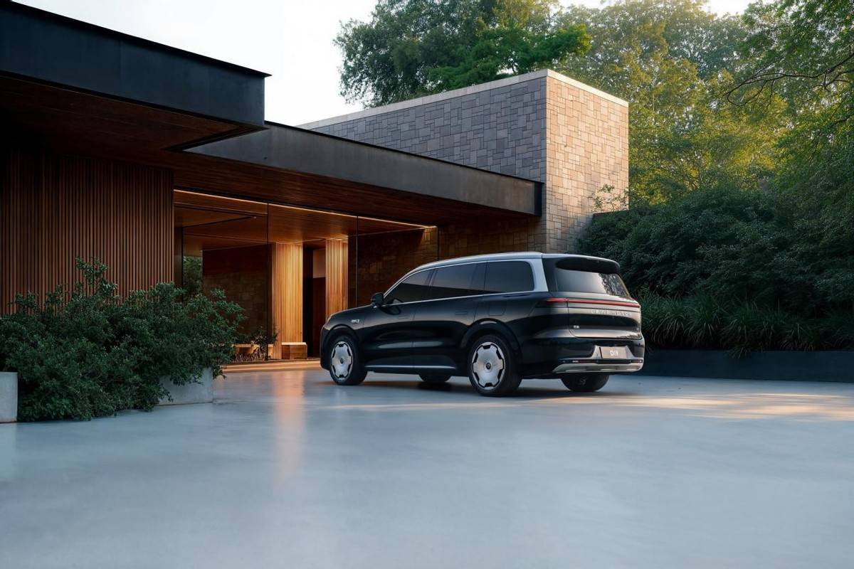 零跑D19首發亮相:百萬級體驗,30萬級價格!