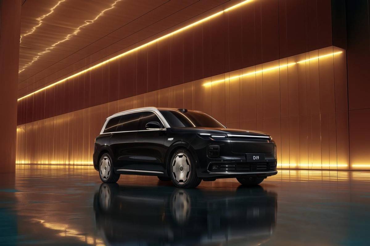 零跑D19首發亮相:百萬級體驗,30萬級價格!