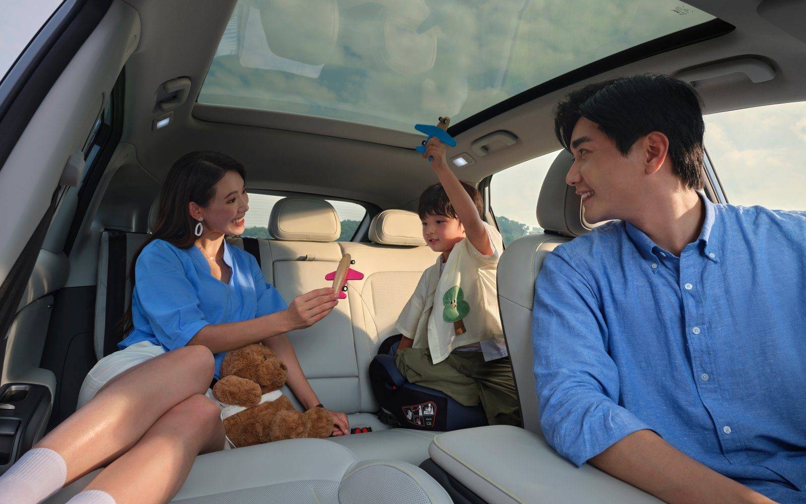 9.78萬元起,江鈴這款“務實派”純電SUV,把家庭需求摸透了