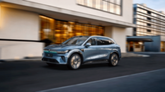 標配900V高壓架構,煥新極氪7X開啟預售,“超級暖男”來也