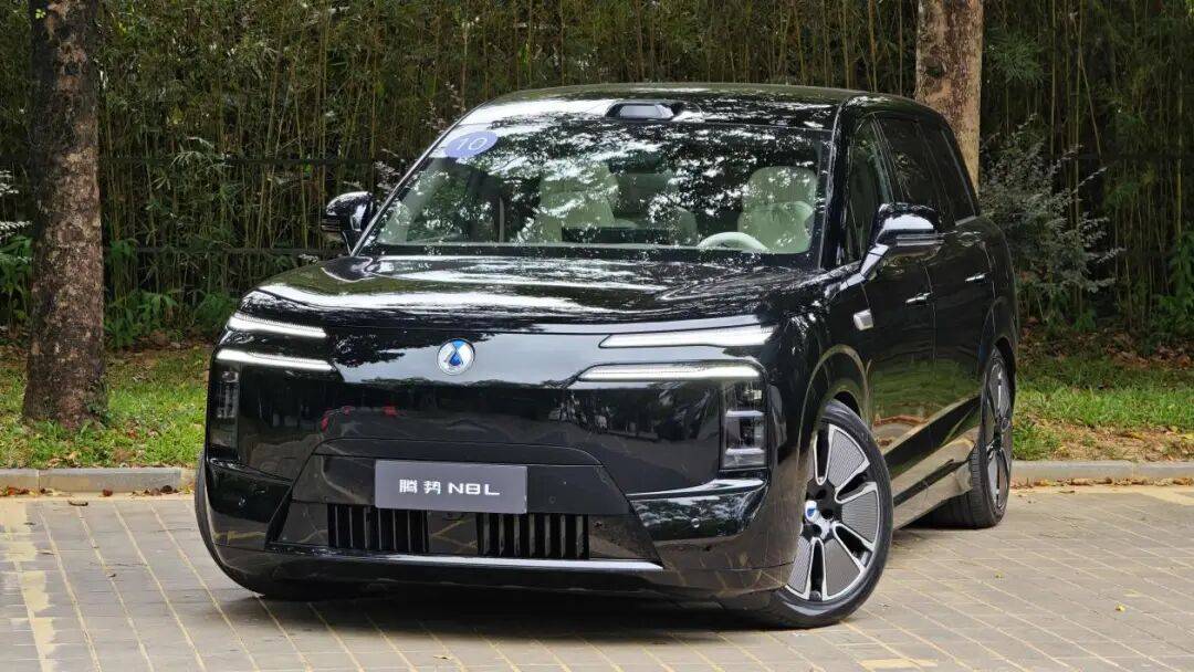 5.2米6座,2.0T三電機(jī),插混四驅(qū),比大哥省7萬以上,28日上市!