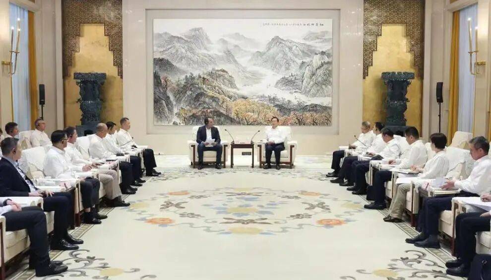 唐唯實的“解體論”,實則又一次暴露了自己的“傲慢”?