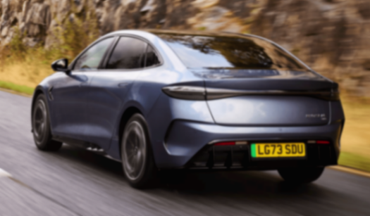 比亞迪剛剛公布的三季報交出的成績單,為其全年業績目標幾乎定下了基調