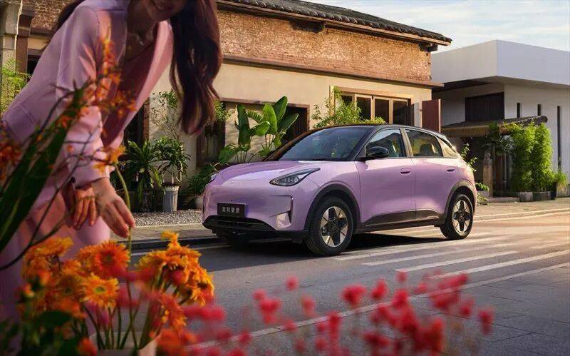 吉利銀河10月銷量再創(chuàng)新高,成最快達成年銷百萬的新能源品牌