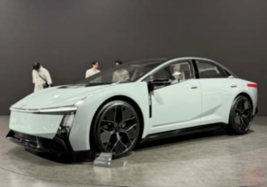 豐田卡羅拉大改款!動(dòng)力全面進(jìn)化,網(wǎng)友:這是要賣爆的節(jié)奏