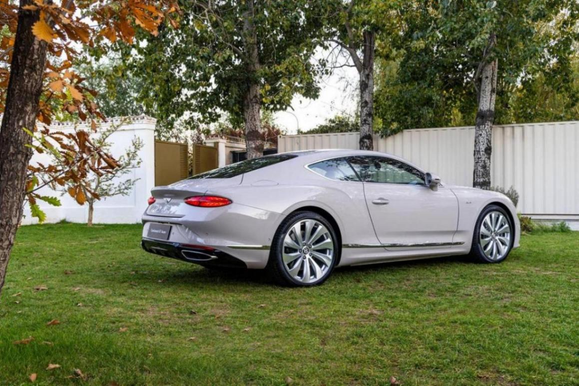 日常超級(jí)跑車 靜態(tài)體驗(yàn)賓利歐陸GT雅度版