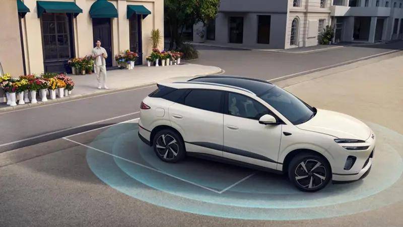 百日十萬輛!比亞迪海獅06締造行業新速度