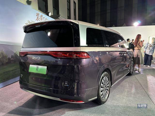 比亞迪夏“殺瘋了”:起售價低至19.68,還增加了激光雷達