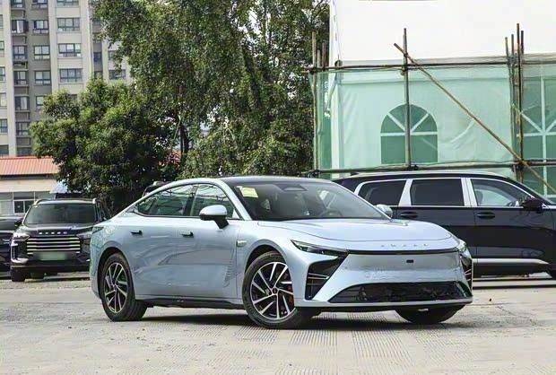 星途EXEED OS 2.7.0正式上線:搭載自研Carmind AI大模型