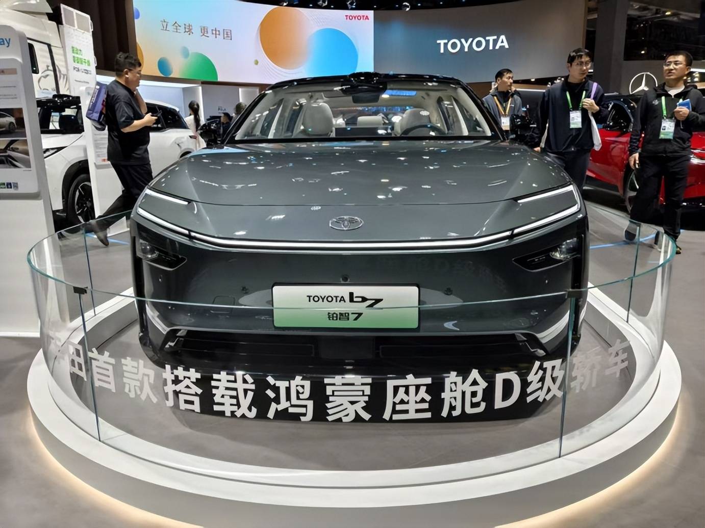 進博會也在進化,12家跨國車企亮出的“洋貨”能有多吸引人