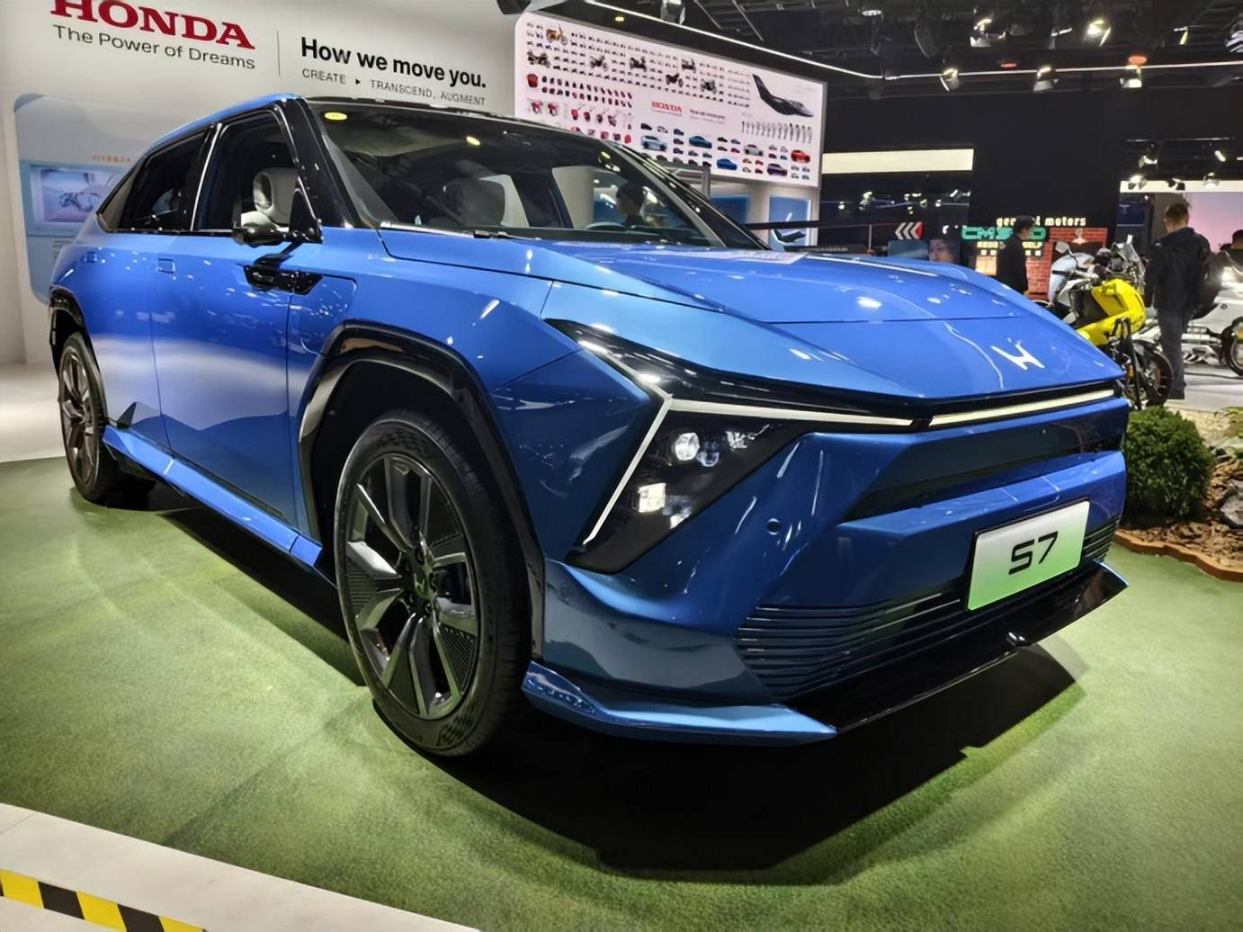 進博會也在進化,12家跨國車企亮出的“洋貨”能有多吸引人