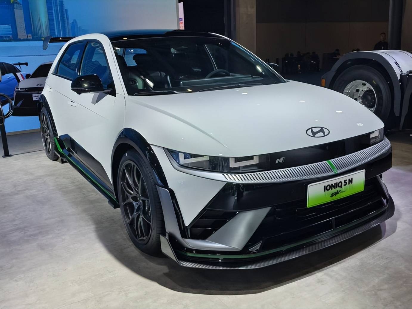 進博會也在進化,12家跨國車企亮出的“洋貨”能有多吸引人