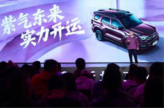 潮酷越野新風向,全新坦克400憑什么成年輕人心頭好?