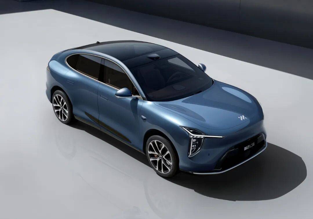 堅守純電,蔚來、特斯拉越發“孤獨”?