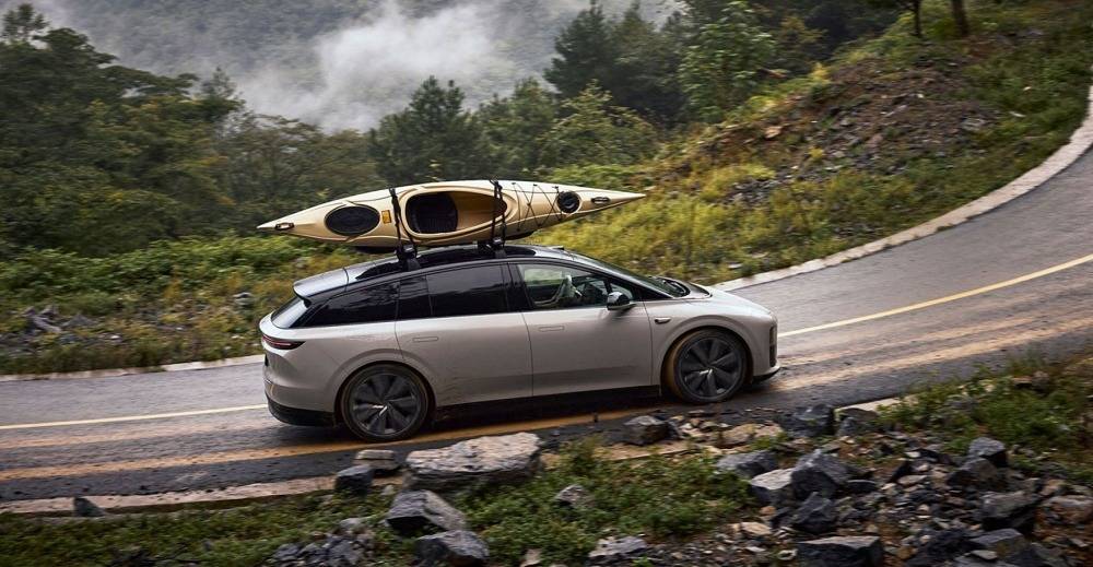 銷(xiāo)量與股價(jià)齊降,理想汽車(chē)恐難再逆襲?