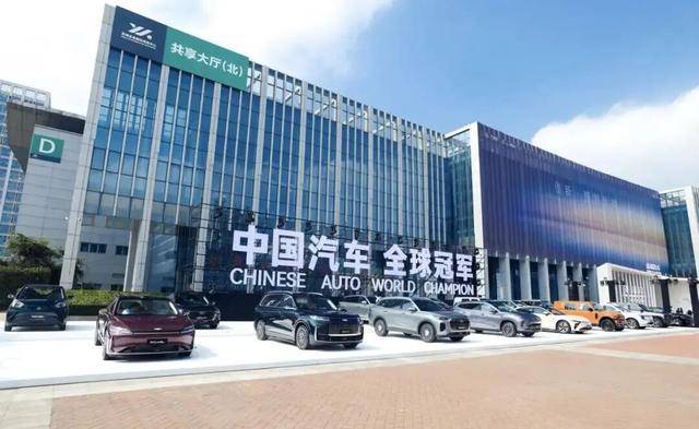 讓世界看見中國汽車之美!星途ET5,做汽車美學的“破曉者”