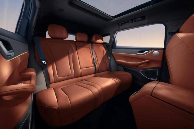 讓世界看見中國汽車之美!星途ET5,做汽車美學的“破曉者”