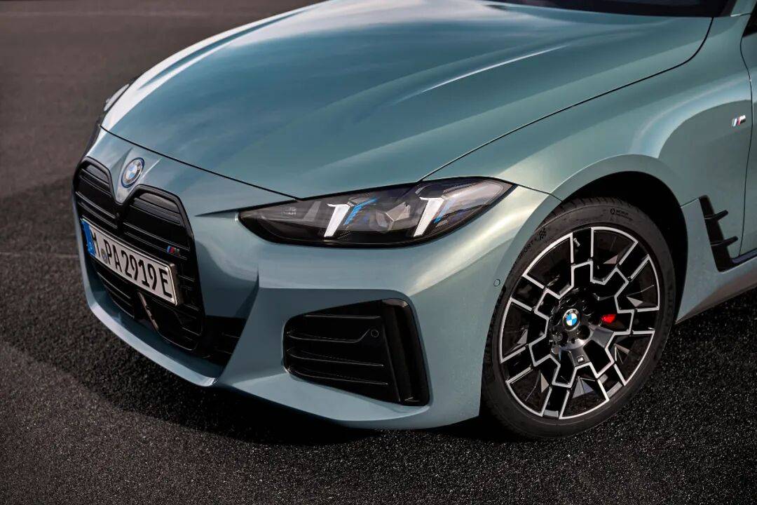 美國市場(chǎng)推出2026款寶馬i4,續(xù)航性能雙提升