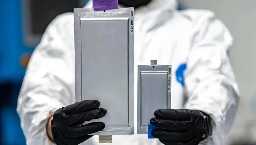 任何新技術落地后都需要經歷一段磨合期才能真正成熟,別看只是“換了種電池”,背后的門檻很高