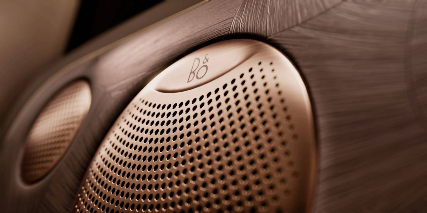 智己LS9上市限時32.28萬起 全系標配800V/純電續航402km