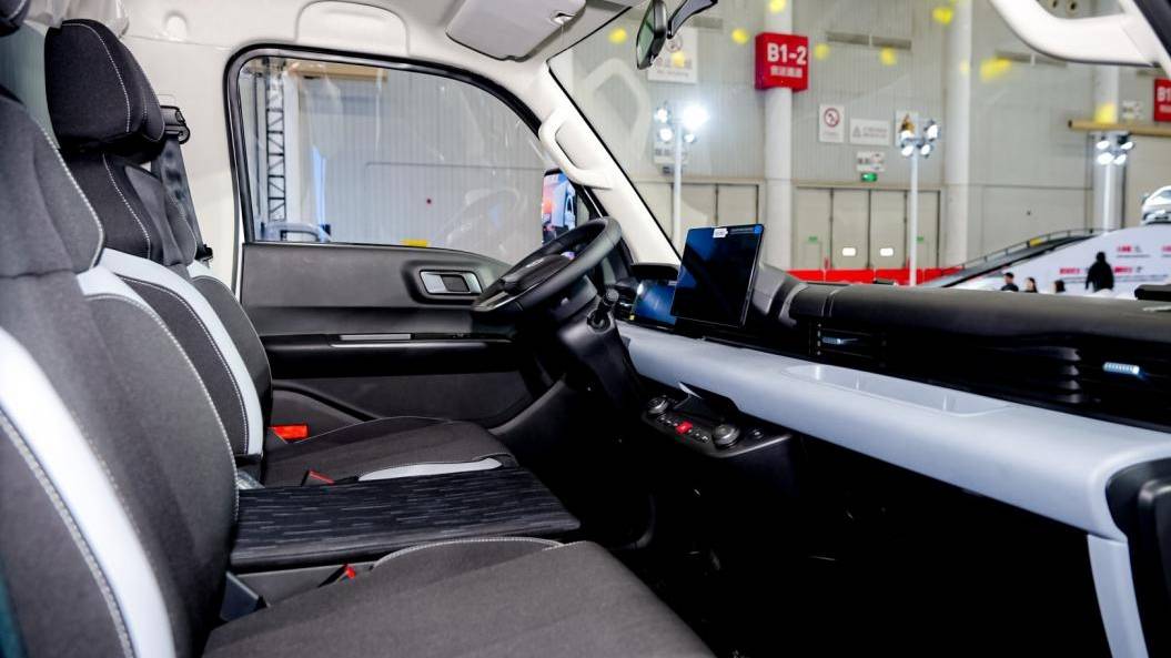 比亞迪輕型純電商用車T4上市,售價9.58萬元起