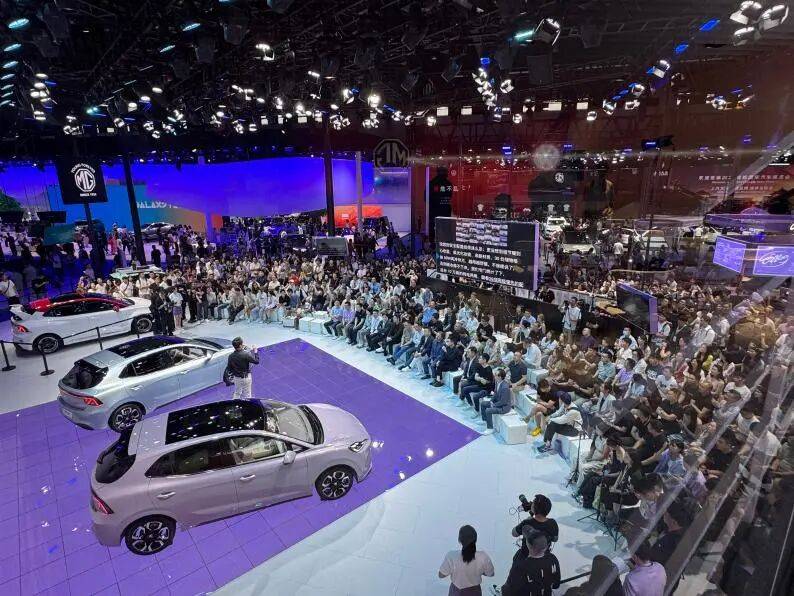 上汽集團:以創(chuàng)新驅(qū)動變革 以用戶定義價值