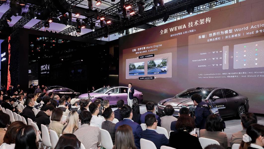 廣汽昊鉑A800內飾首發,搭載華為乾崑ADS 4 Ultra版