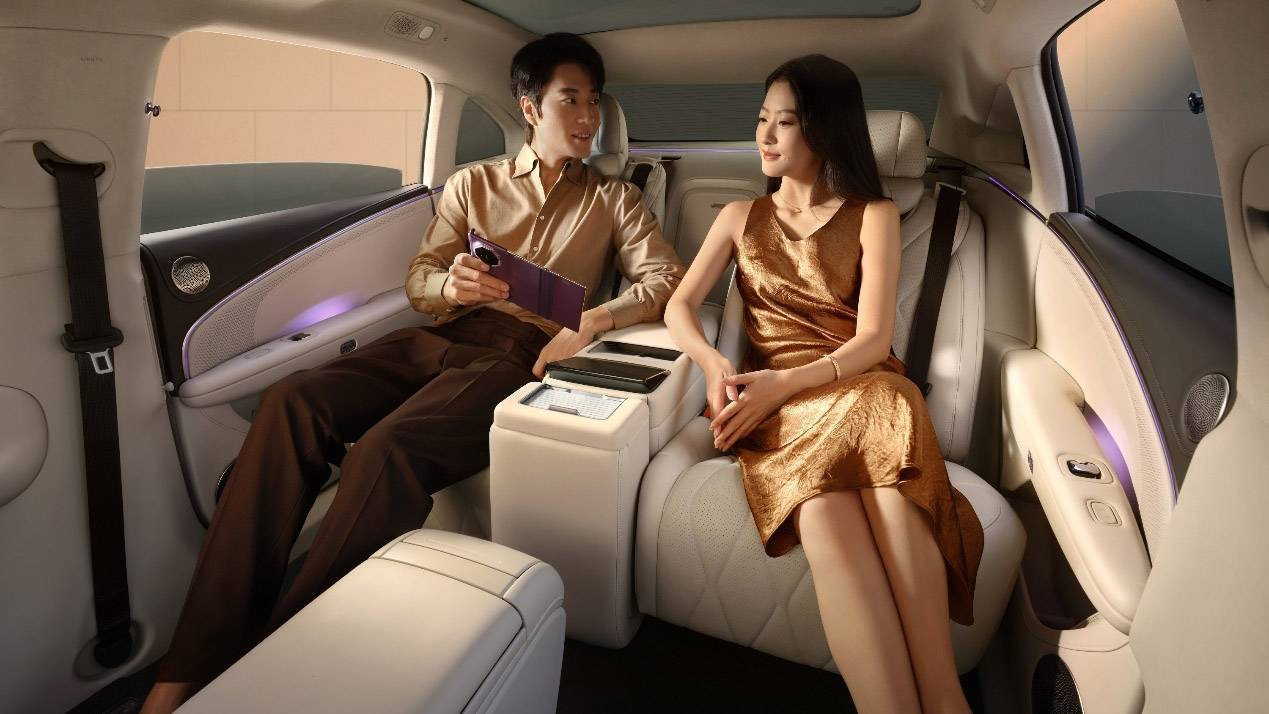 廣汽昊鉑A800內飾首發,搭載華為乾崑ADS 4 Ultra版