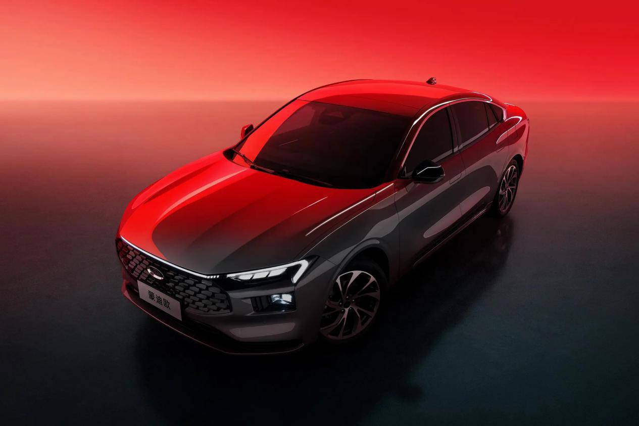 內(nèi)外優(yōu)化 全系標(biāo)配8155芯片 新款福特蒙迪歐正式發(fā)布