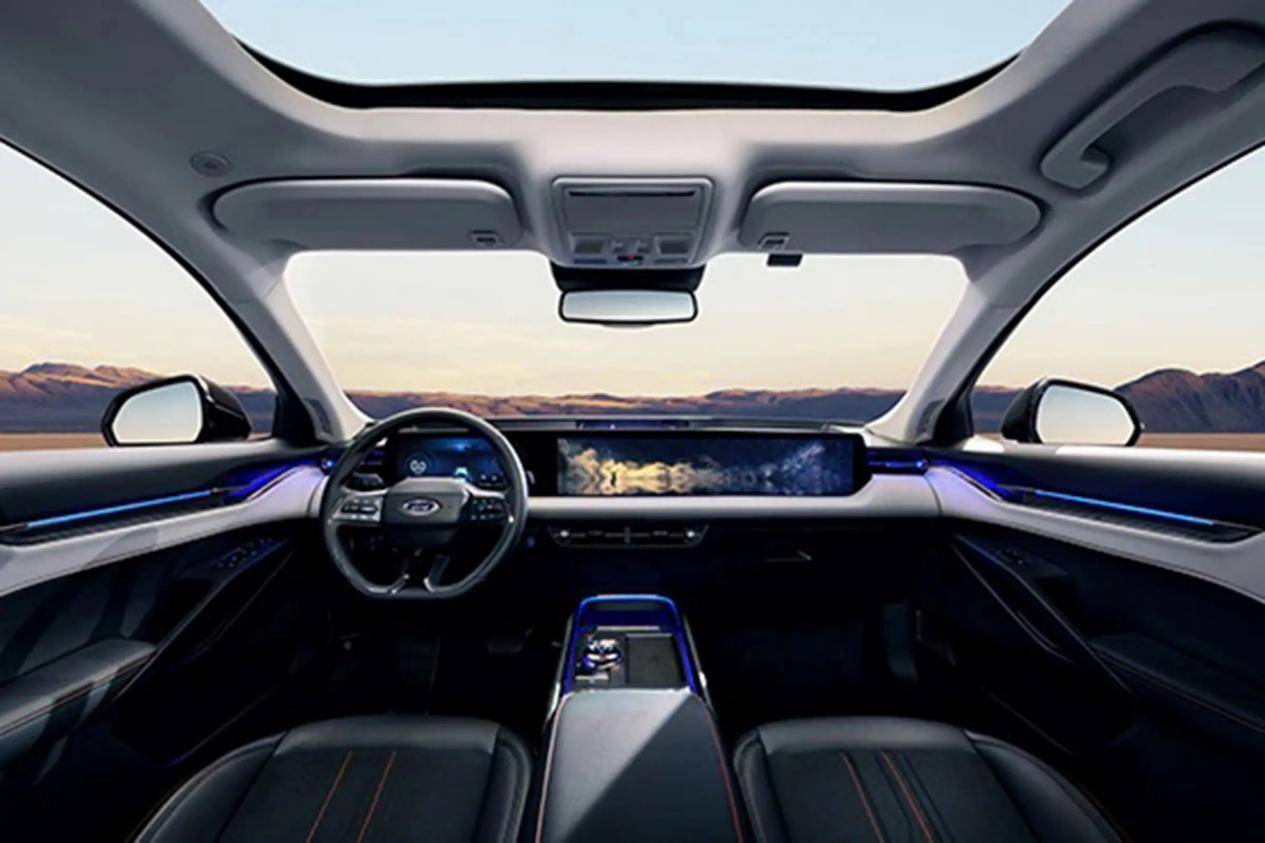 內(nèi)外優(yōu)化 全系標(biāo)配8155芯片 新款福特蒙迪歐正式發(fā)布