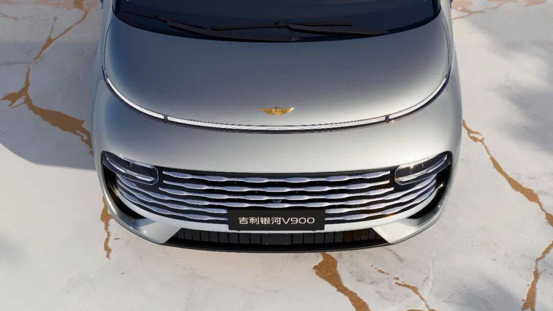 吉利銀河V900登場,高端MPV市場的“王炸”來了