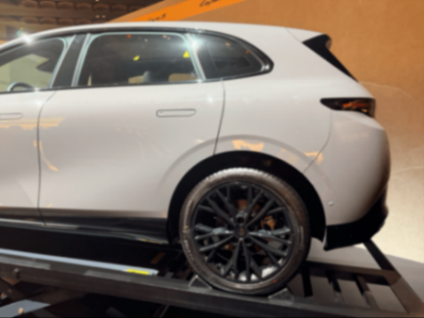 限時售價9.28萬元起 零跑純電轎跑Lafa5正式上市